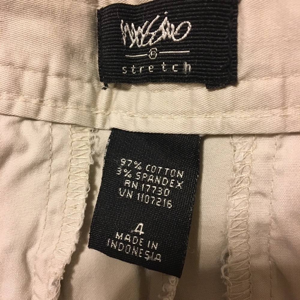 Neutral capris - Picture 3 of 3
